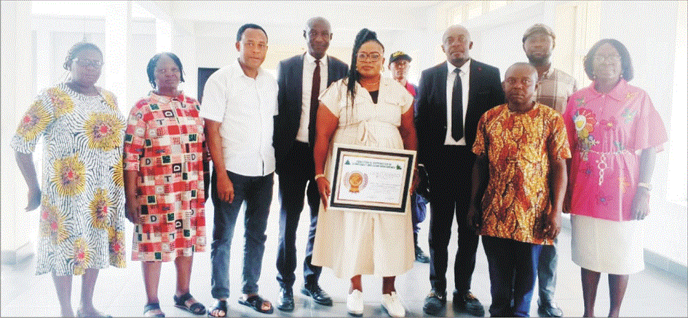 NGO Confers Award Of Honour on HPM, Obio/Akpor LG, Amb Tamunoimama Woseley